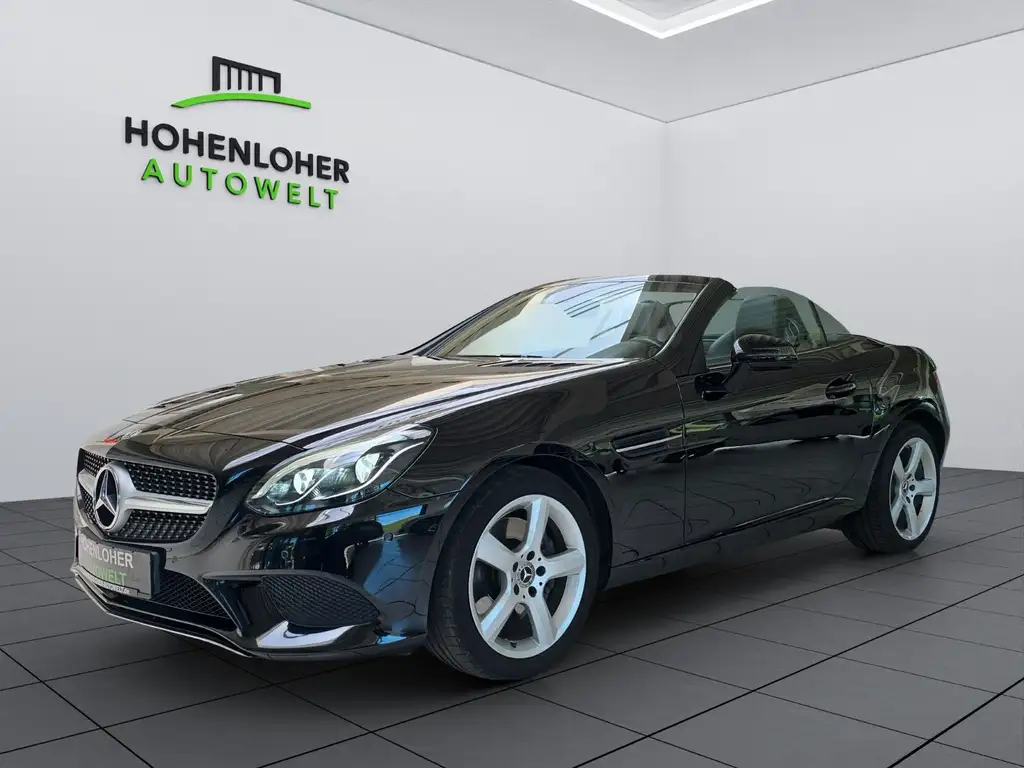 Mercedes-Benz SLC 200