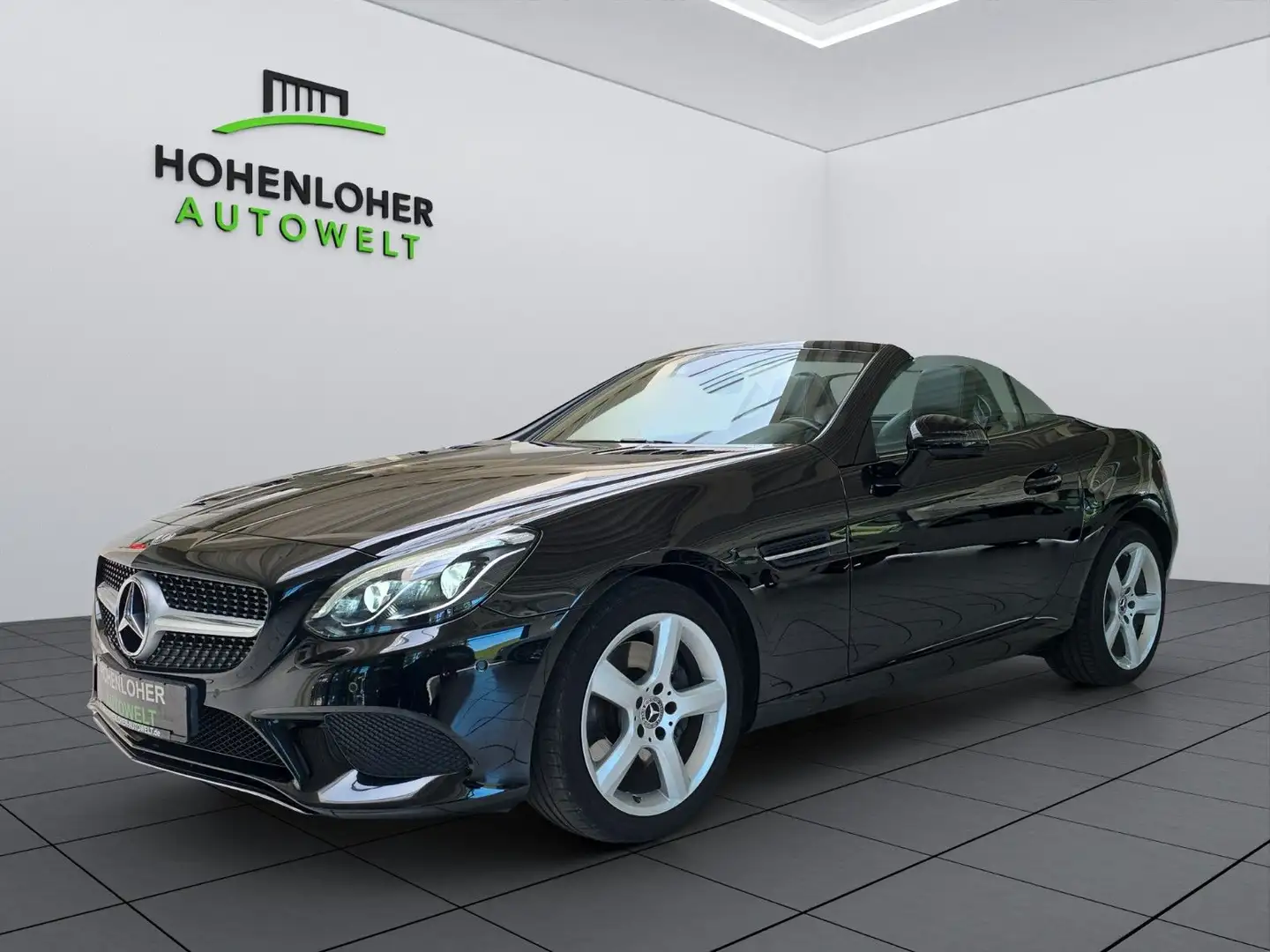 Mercedes-Benz SLC 200 Roadster Automatik *AIRCRAF *LED *NAVI Schwarz - 1