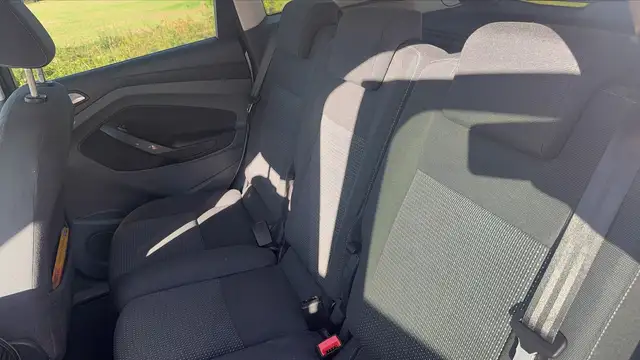 Ford C-Max view 9