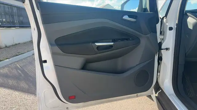 Ford C-Max view 7