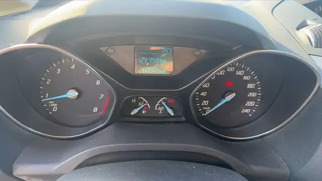 Ford C-Max view 12