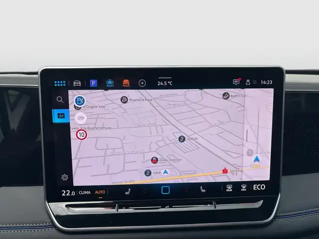 Volkswagen Tiguan view 15