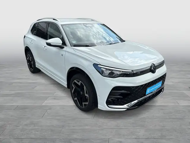 Volkswagen Tiguan view 8