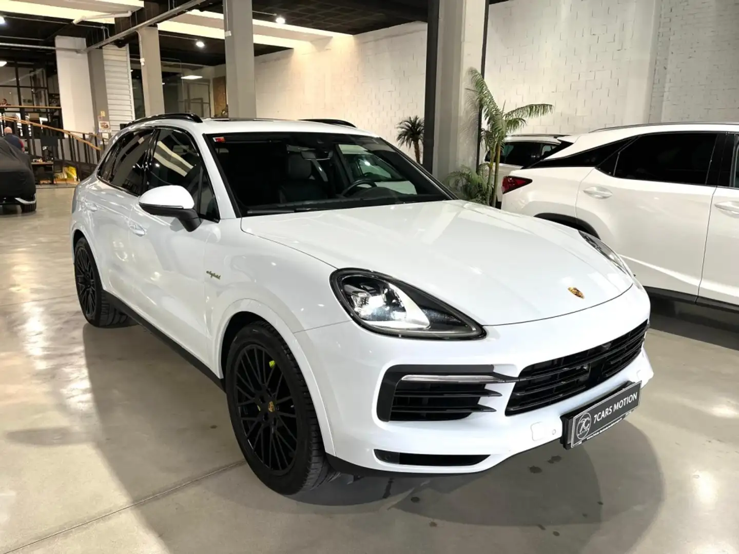 Porsche Cayenne E-Hybrid Aut. Blanco - 2
