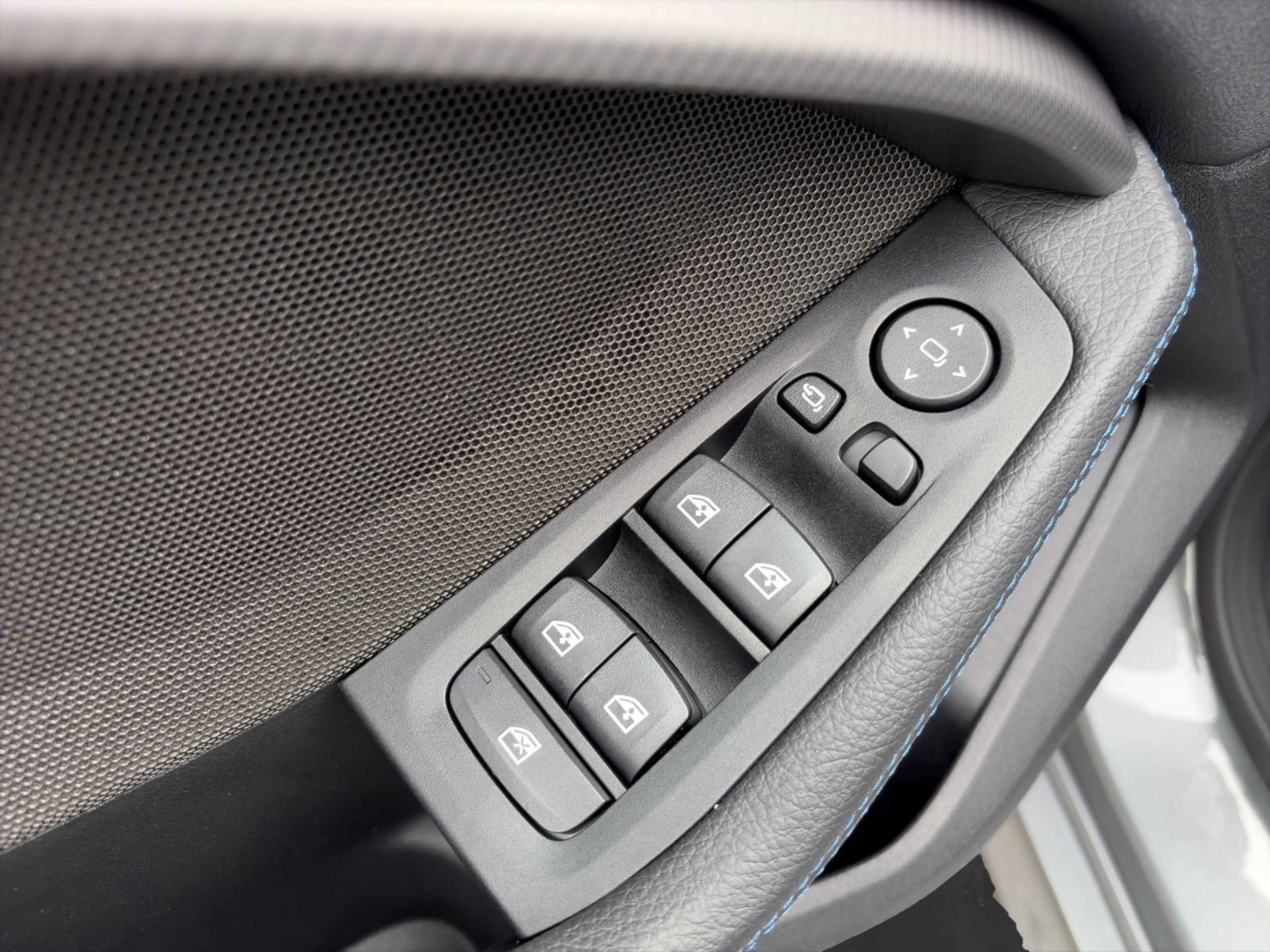 BMW M2 35i xDrive Gran Coupé M Sport Pro HUD DrivAss ACC — photo 10