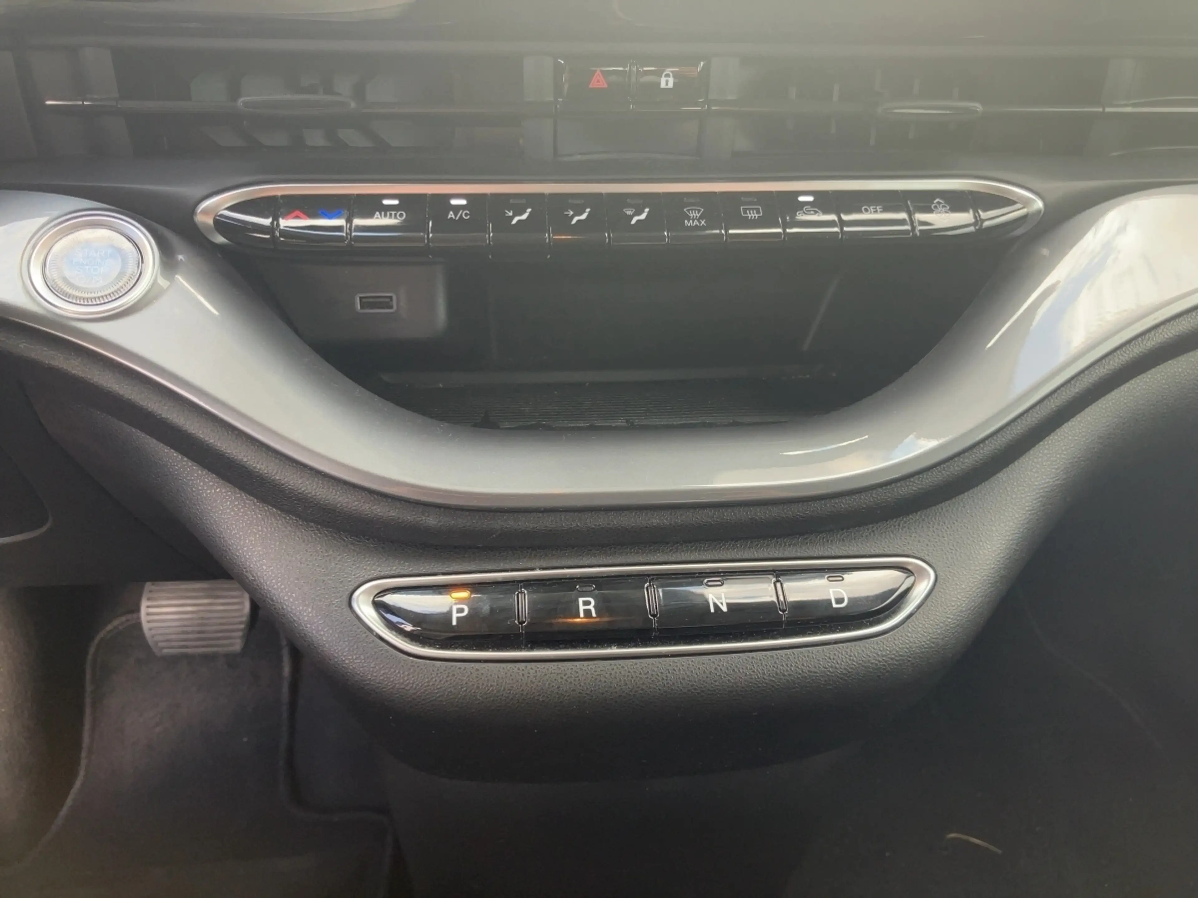 Fiat 500e Base 42 kWh Klimaautomatik*Carpaly*Touch — photo 15