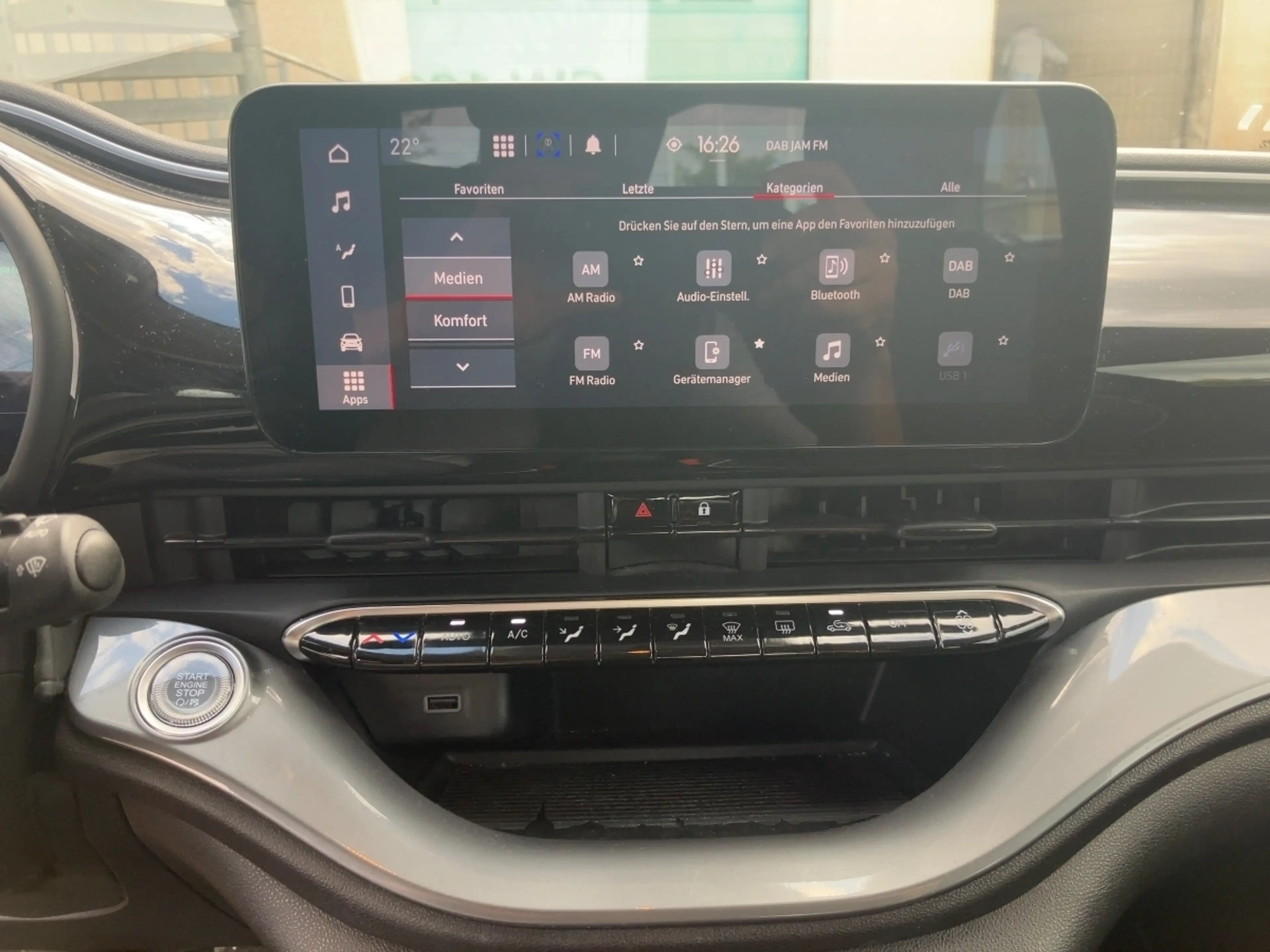 Fiat 500e Base 42 kWh Klimaautomatik*Carpaly*Touch — photo 14