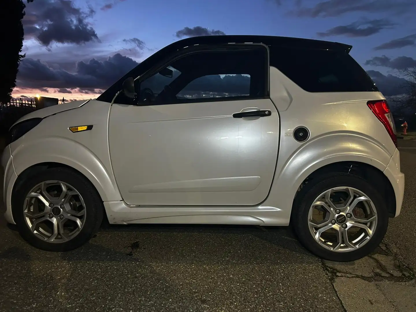 Ligier JS 50 Blanc - 1