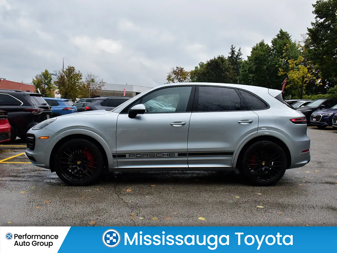 Porsche Cayenne снимка Porsche Cayenne