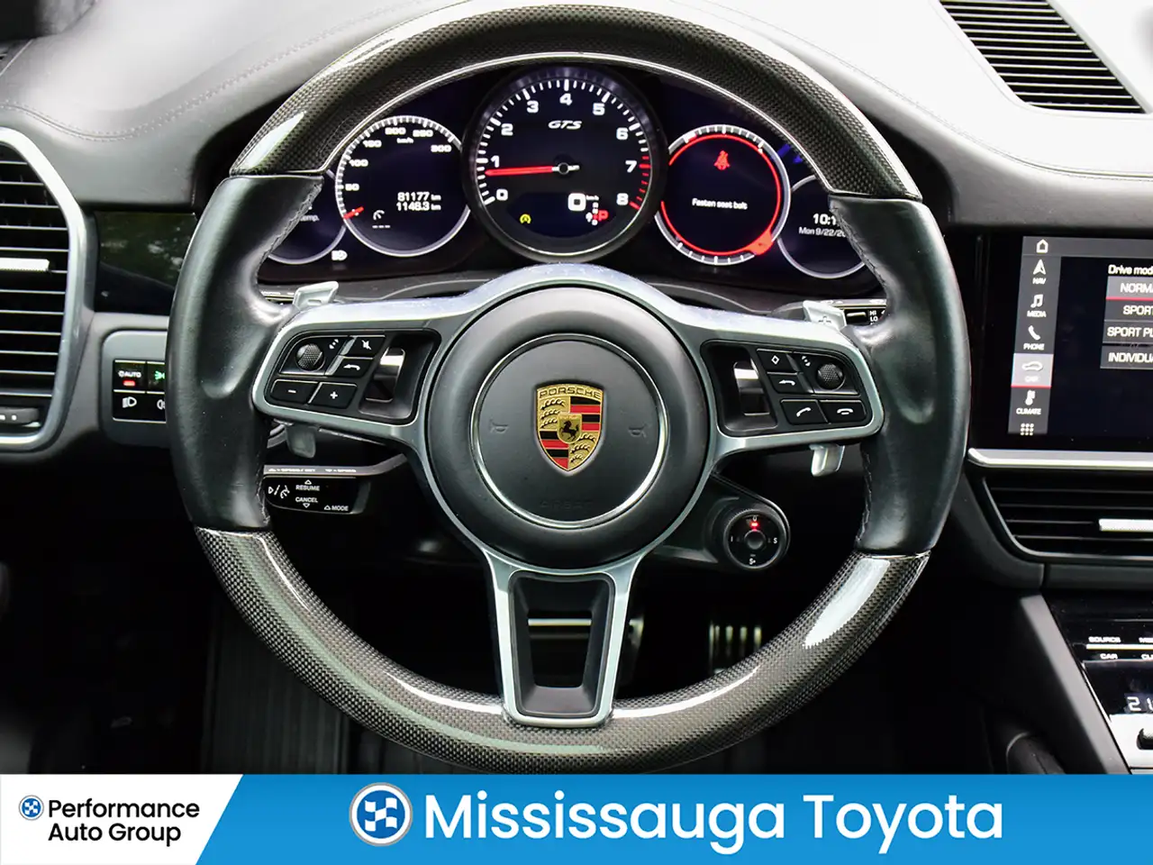 Porsche Cayenne снимка Porsche Cayenne