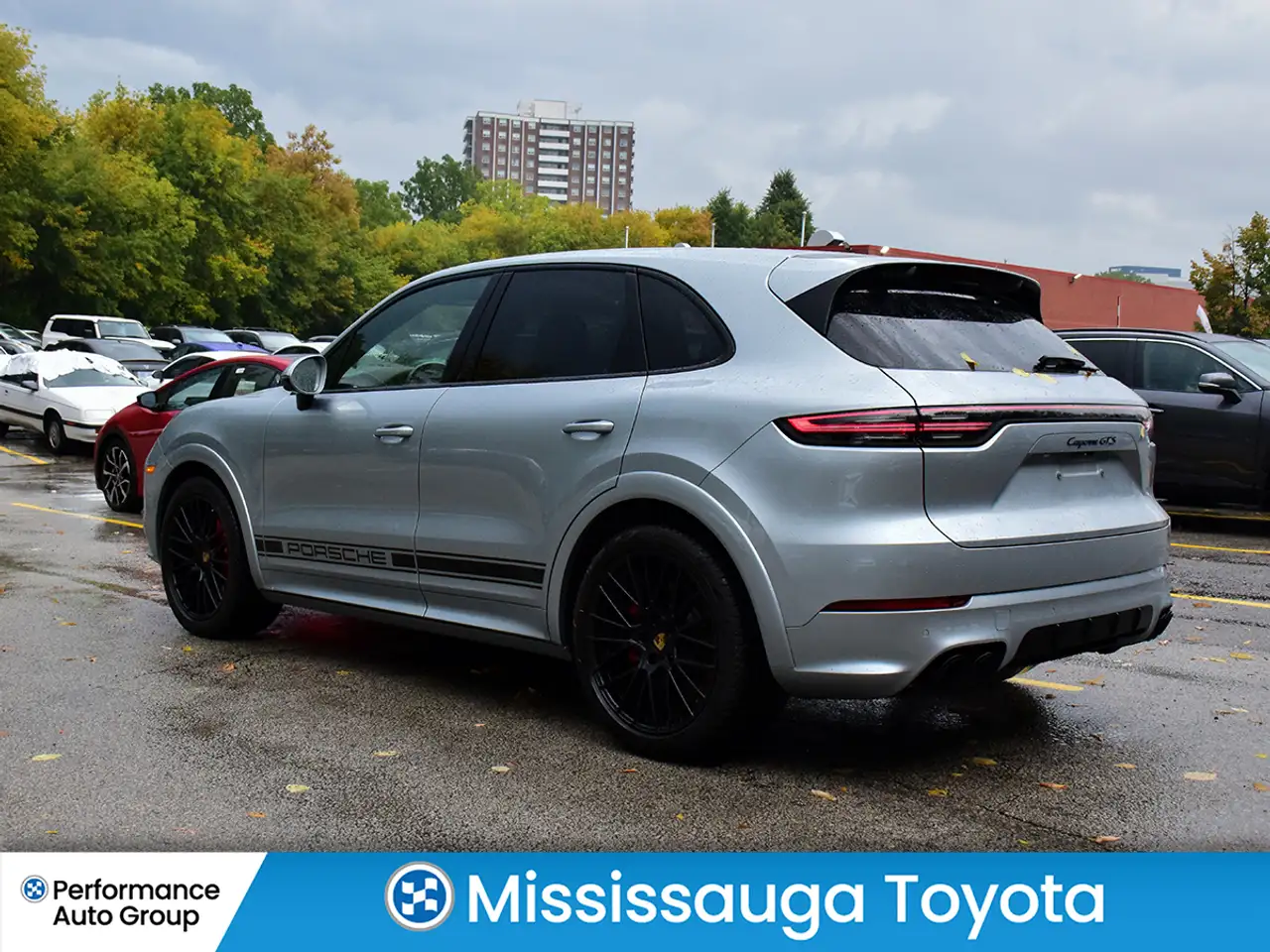 Porsche Cayenne снимка Porsche Cayenne