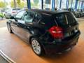 BMW 118 Lim.  /Autom./1.Hd/81TKM/SHZ/SH/SD/Klima Schwarz - thumbnail 2
