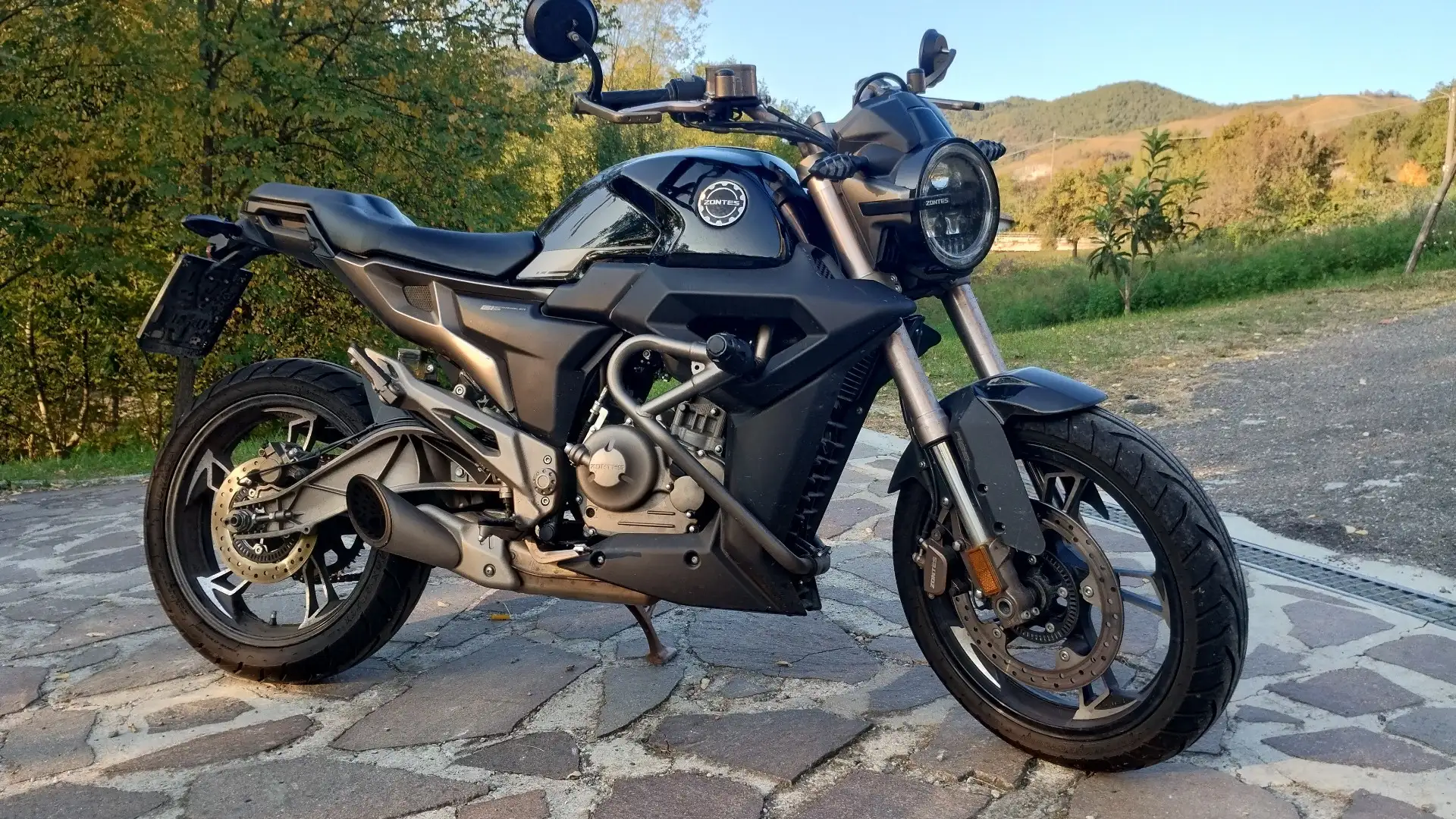 Zontes 125 G1 Schwarz - 1