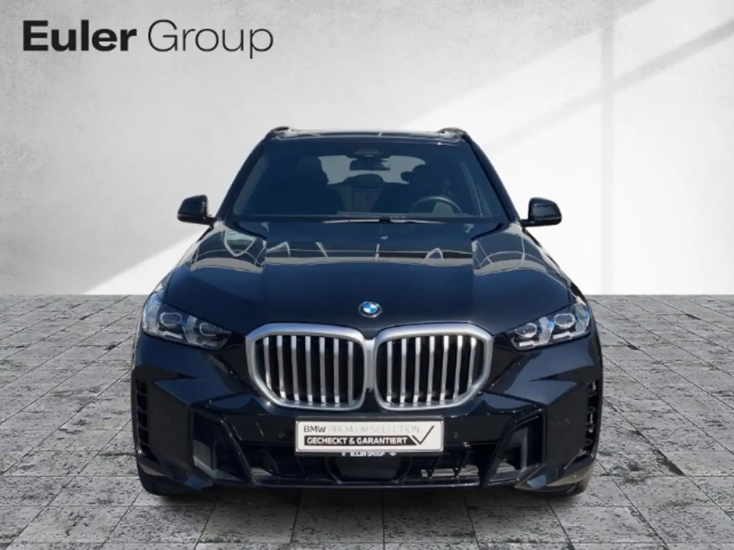 BMW X5 xDrive30d M Sport AHK PanoSky H/K IconicGlow KomfS Schwarz - 2