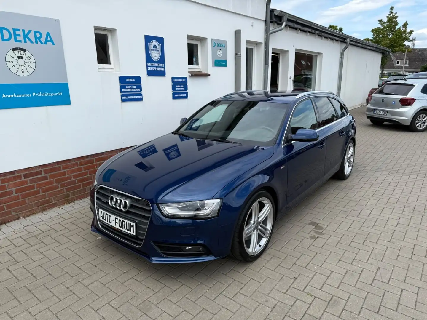 Audi A4 Avant 2.0 TFSI S-line quattro*2HD*224PS* Blauw - 1