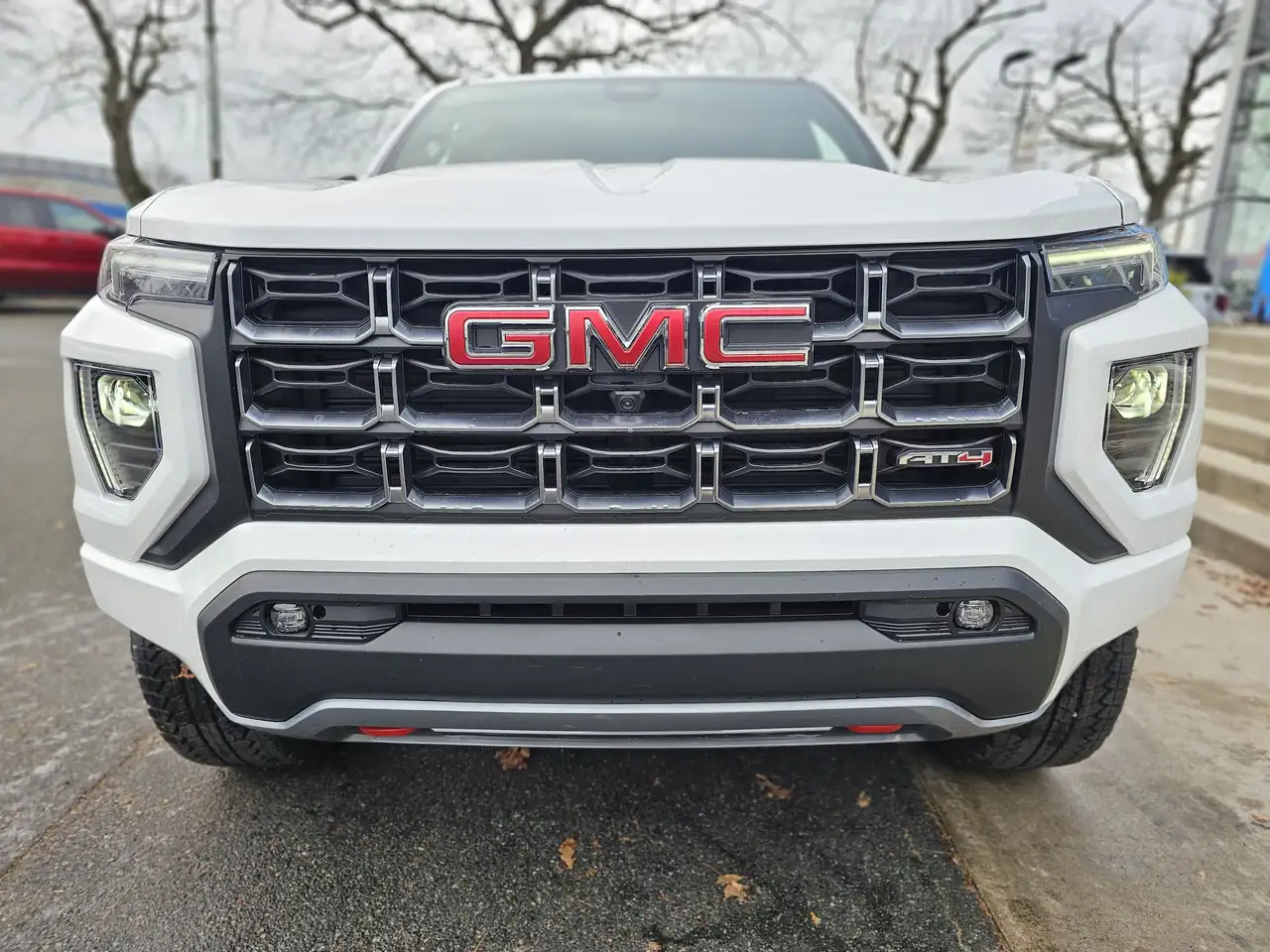 GMC Canyon снимка GMC Canyon