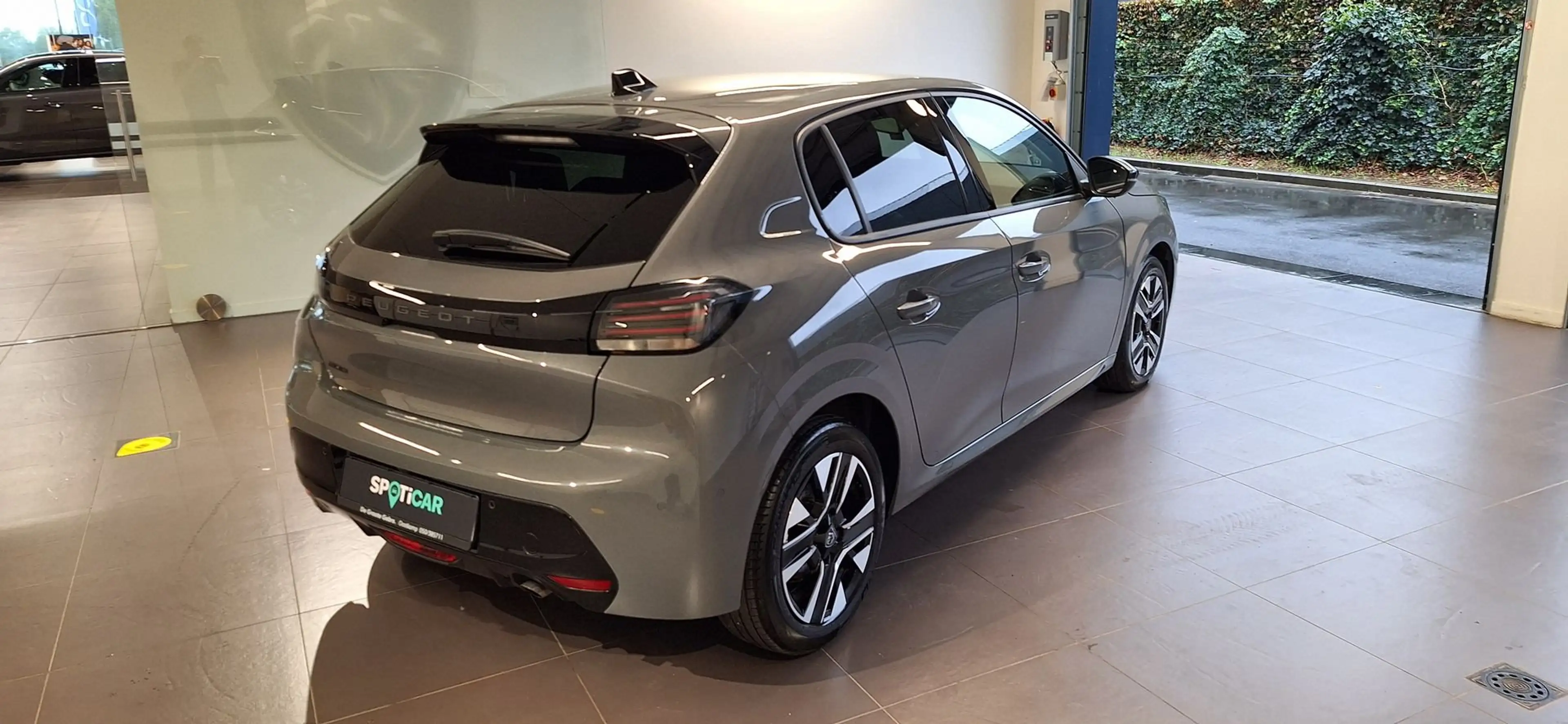 Peugeot 208 Allure — photo 6