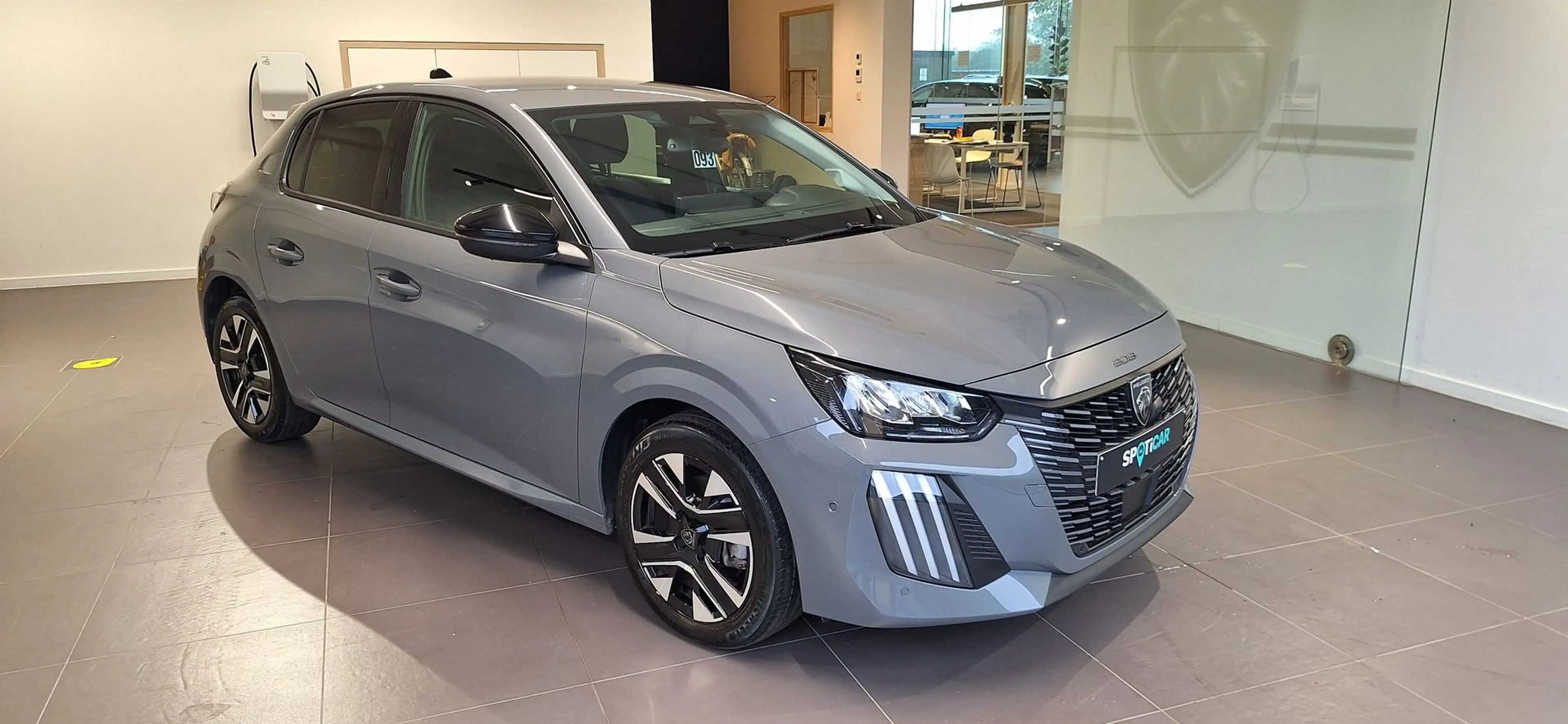 Peugeot 208 Allure — photo 8