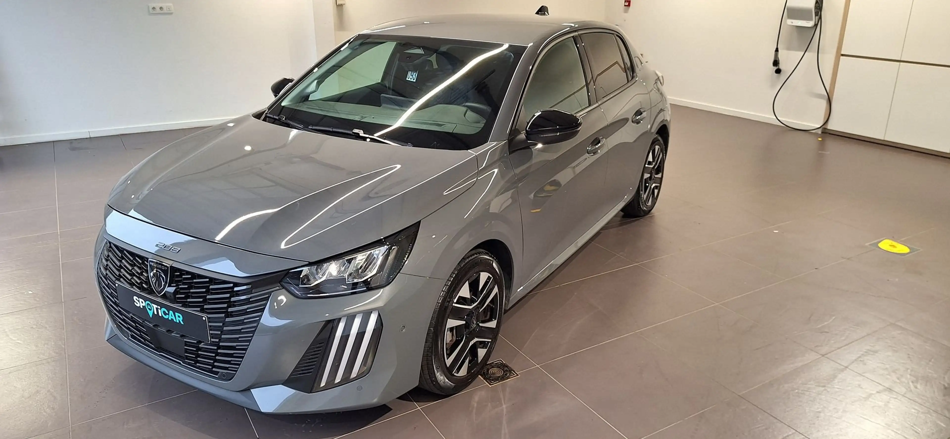 Peugeot 208 Allure — photo 2