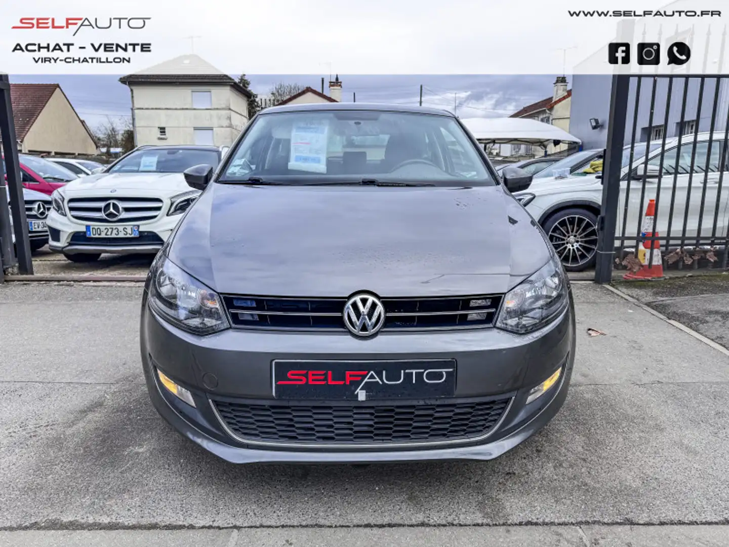Volkswagen Polo 1.2 70CH LIFE 3P Gris - 2