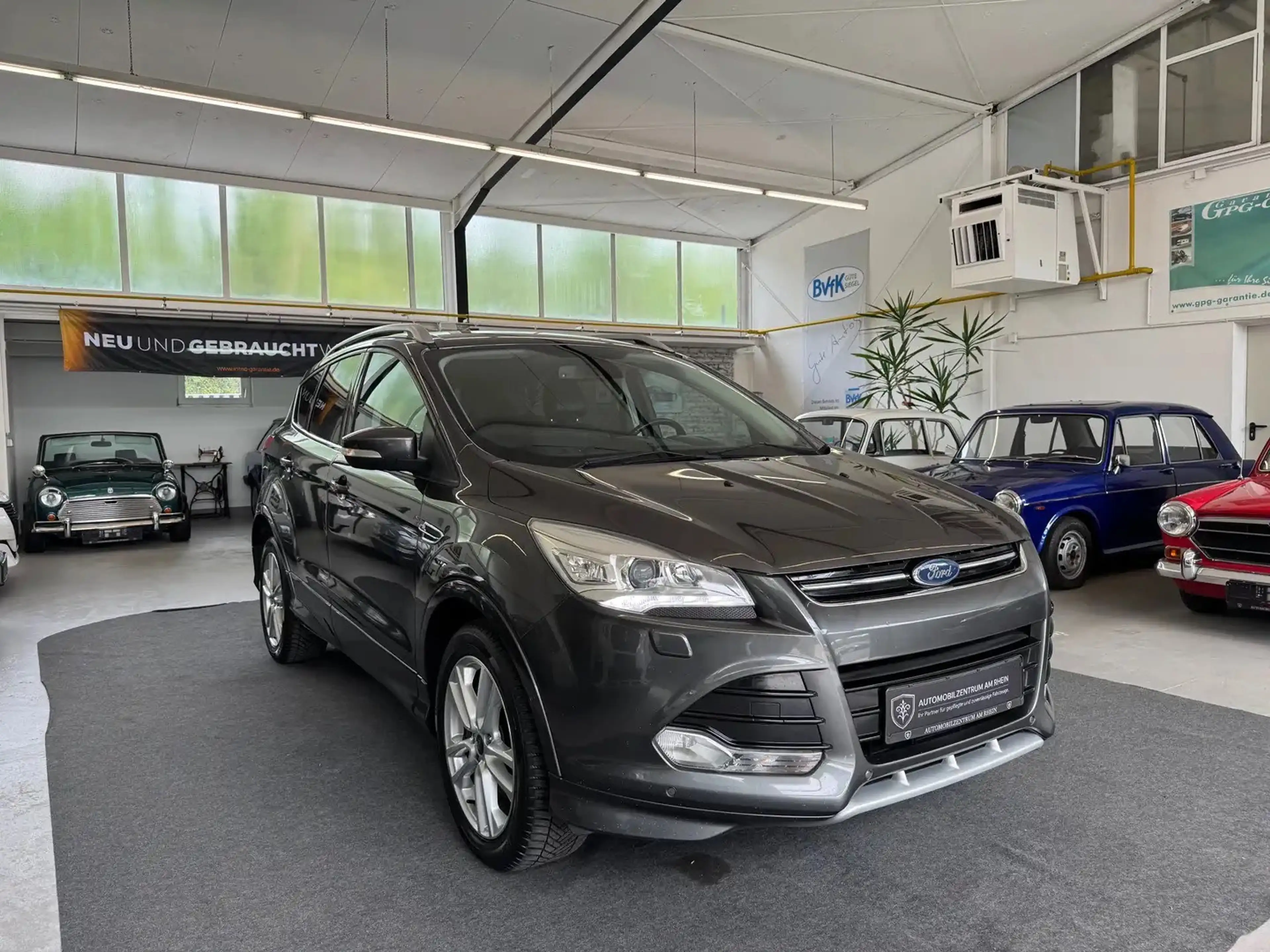 Ford Kuga Individual LEDER*NAVI*KAMERA*18ZOLL*AHK — photo 2