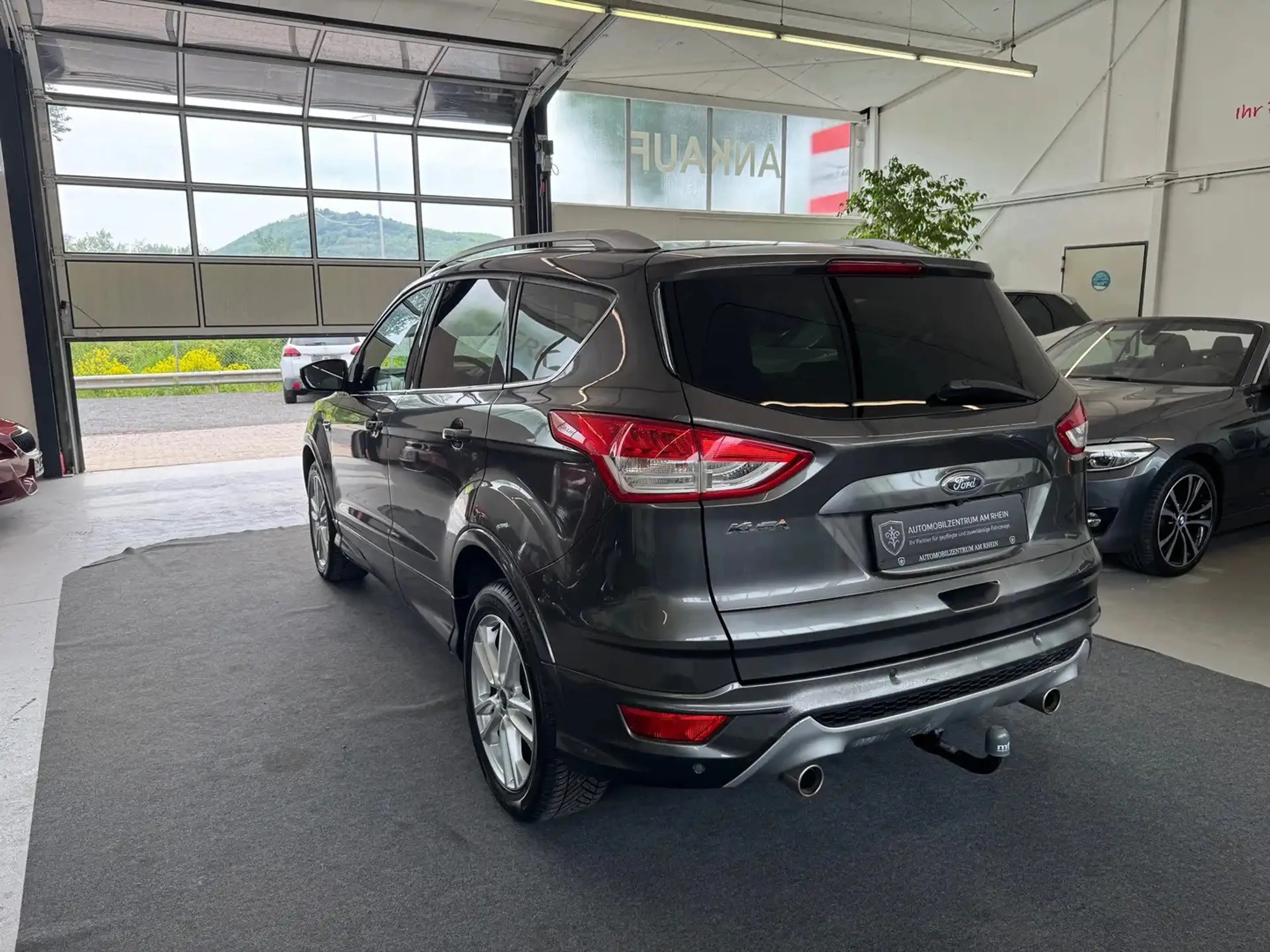 Ford Kuga Individual LEDER*NAVI*KAMERA*18ZOLL*AHK — photo 7