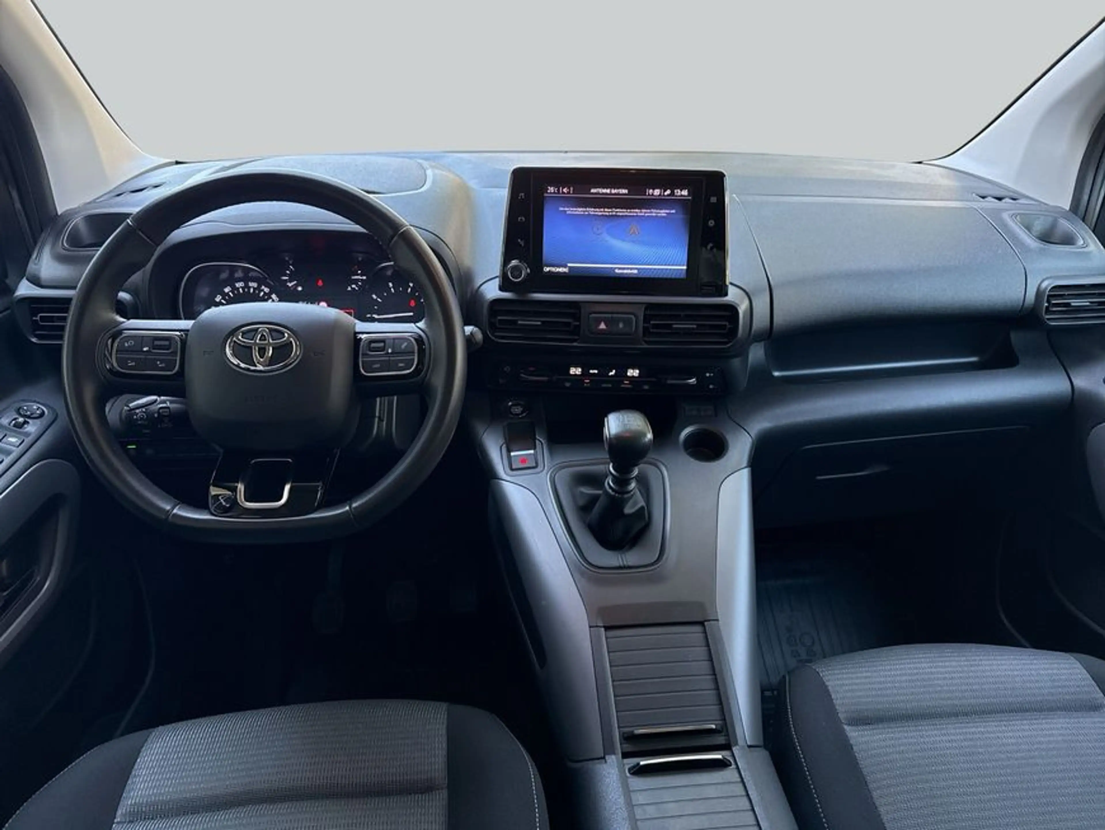 Toyota Proace City Proace City Verso 1.2 Turbo L1 Team Deutschland — photo 13