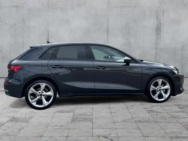 Audi A3 view 7