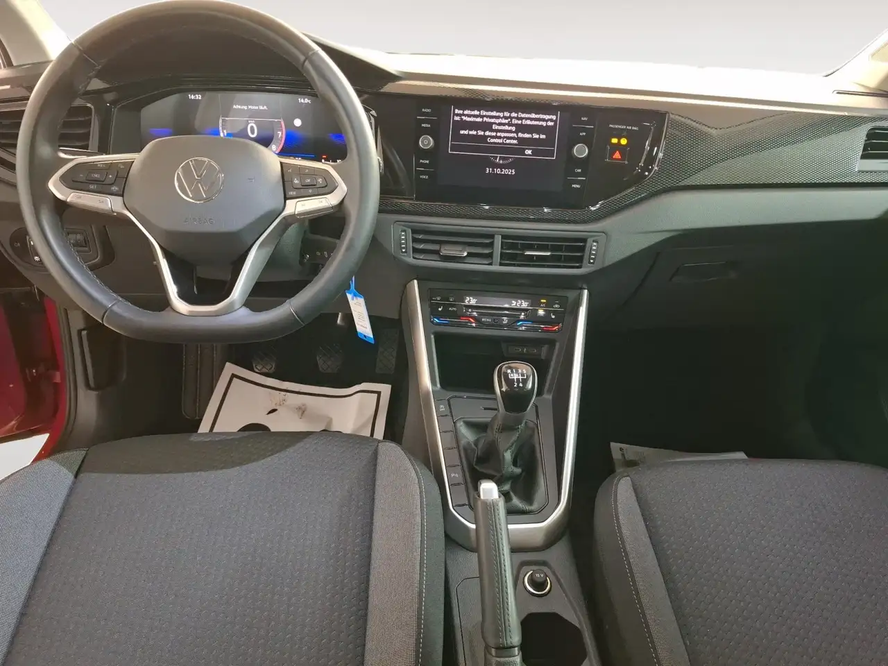 Volkswagen Taigo 1.0 TSI Life Navi SHZ CarPlay Einparkhilfe 9