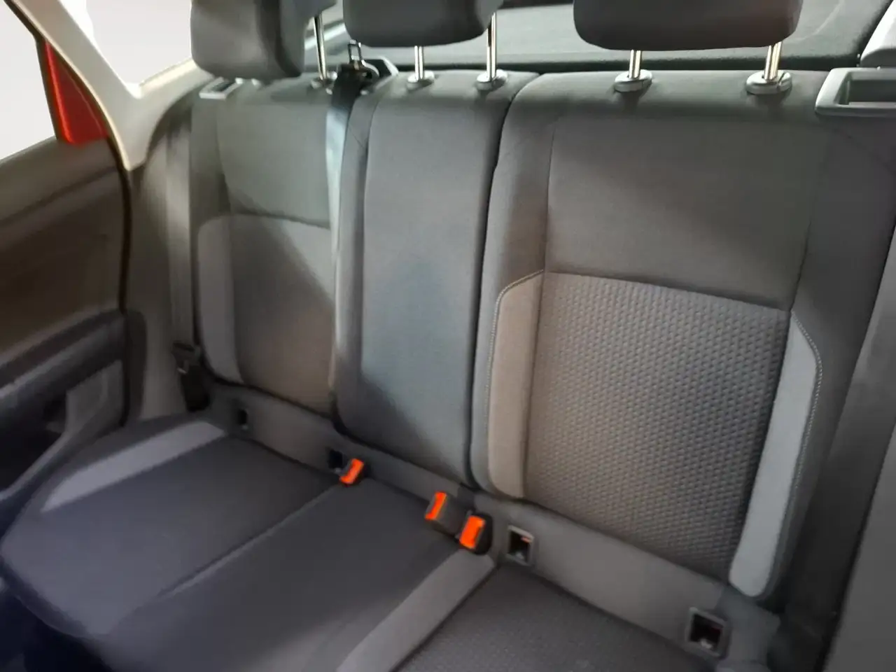 Volkswagen Taigo 1.0 TSI Life Navi SHZ CarPlay Einparkhilfe 8