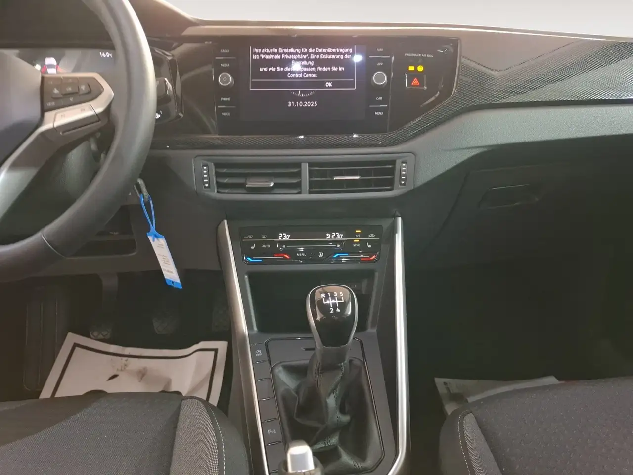 Volkswagen Taigo 1.0 TSI Life Navi SHZ CarPlay Einparkhilfe 10