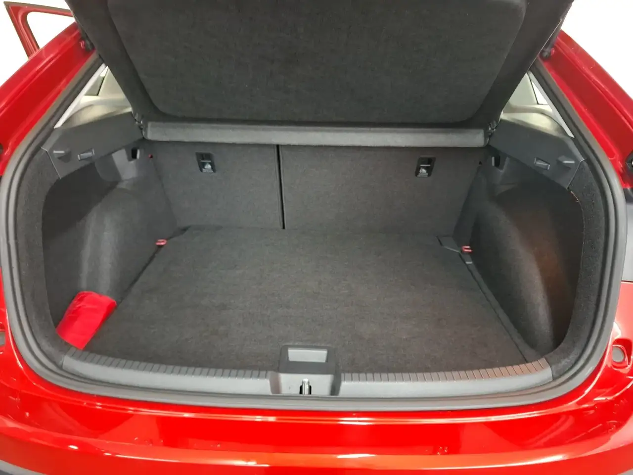 Volkswagen Taigo 1.0 TSI Life Navi SHZ CarPlay Einparkhilfe 15