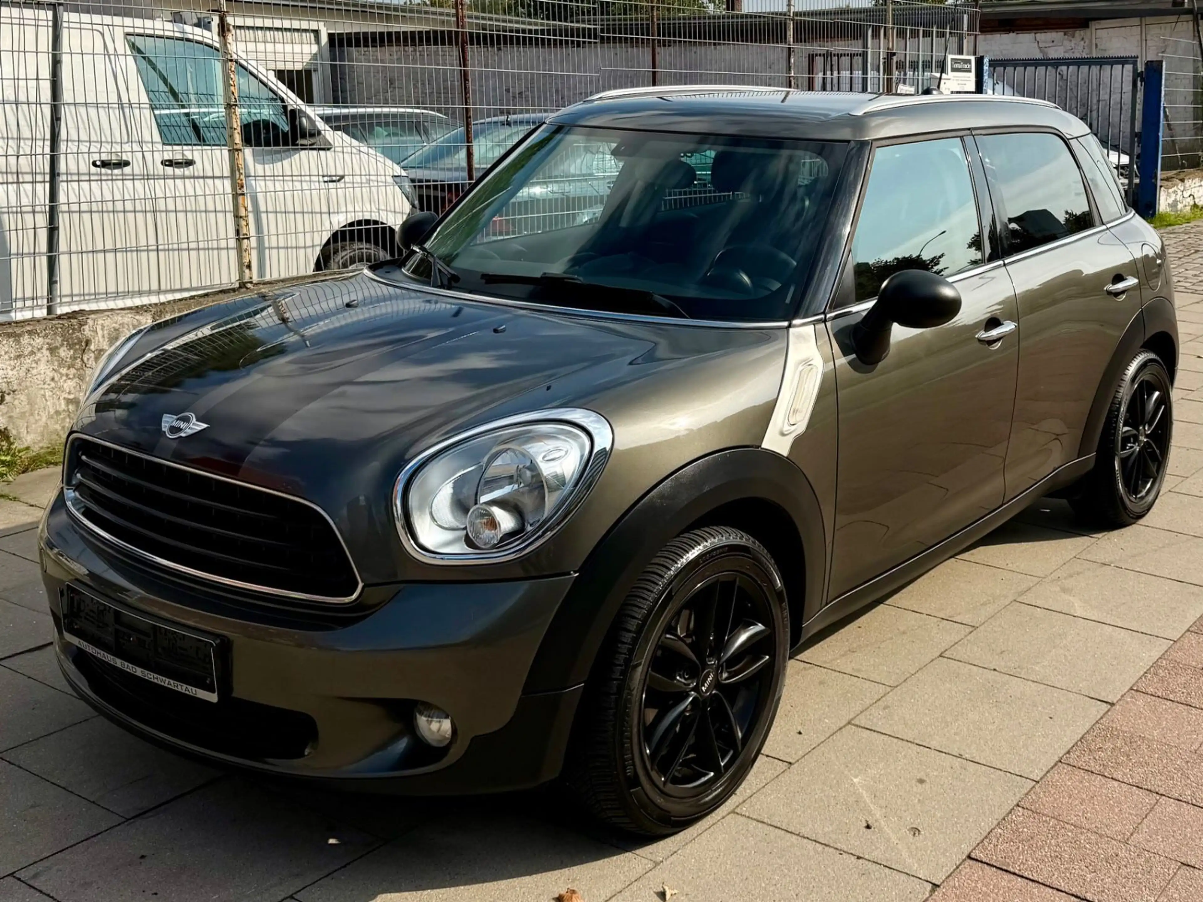 MINI One Countryman One * TÜV NEU — photo 2