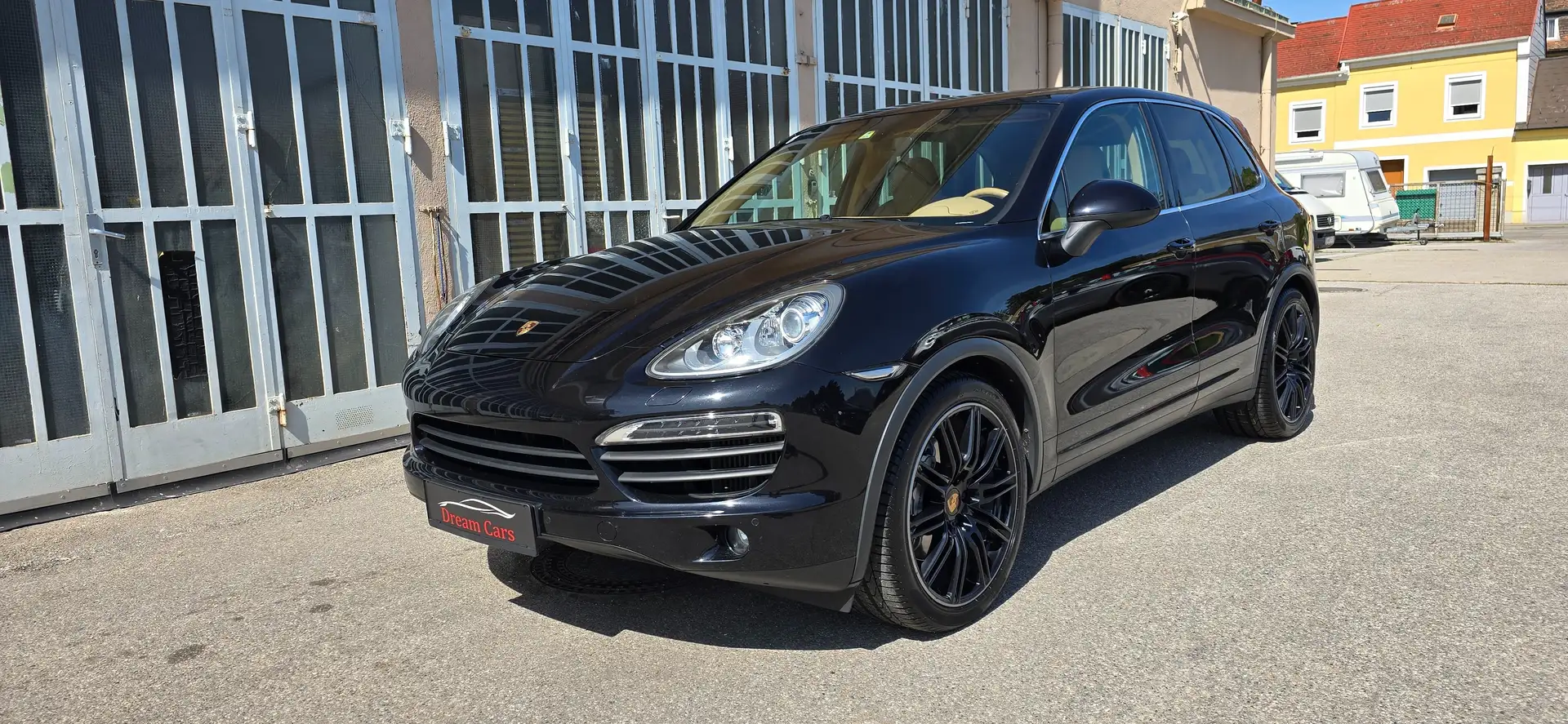 Porsche Cayenne S II 4,1 Diesel Aut.**Navi**Luftfahrwerk**21zoll** Schwarz - 1