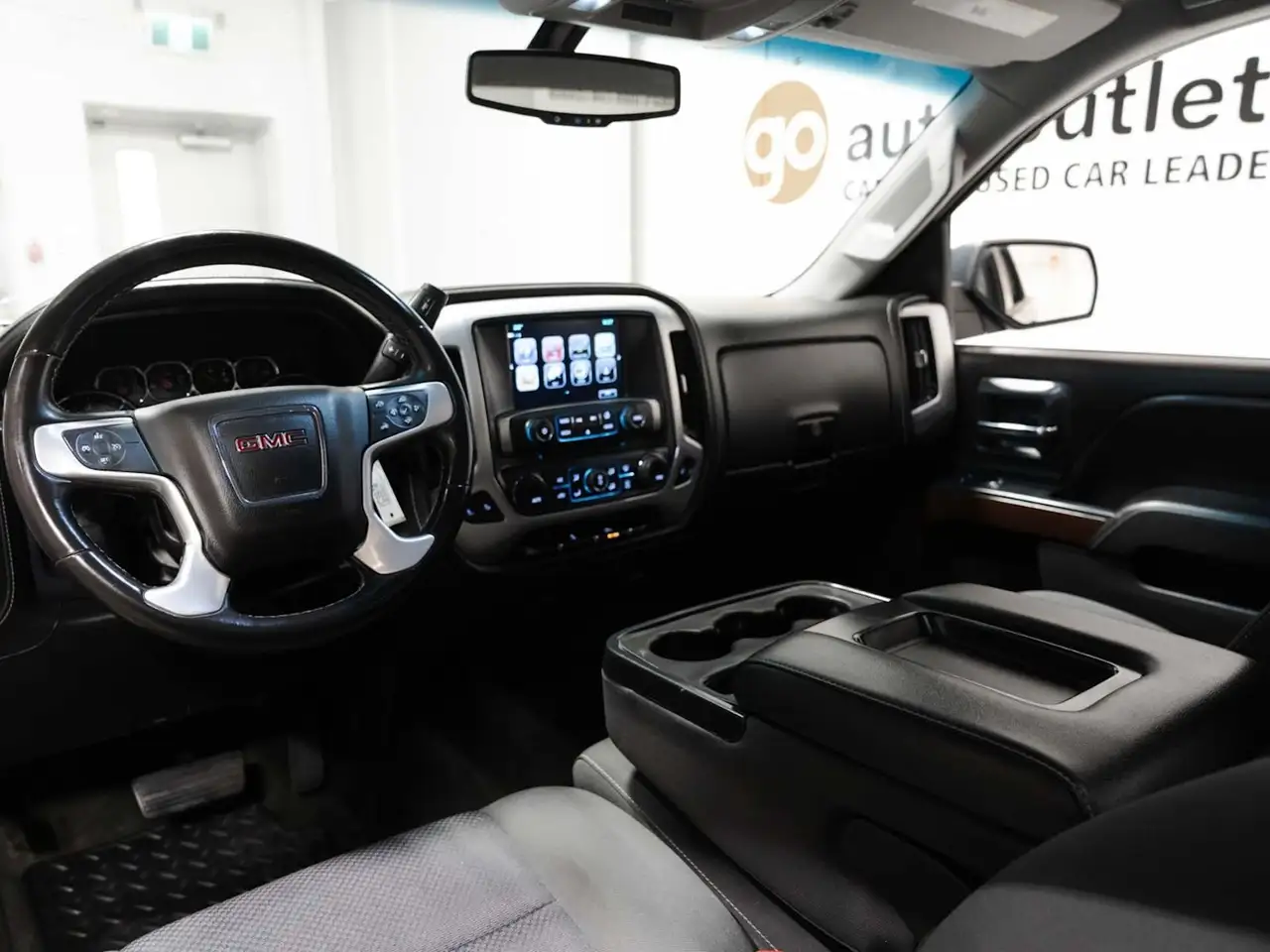 GMC Sierra 1500 снимка GMC Sierra 1500