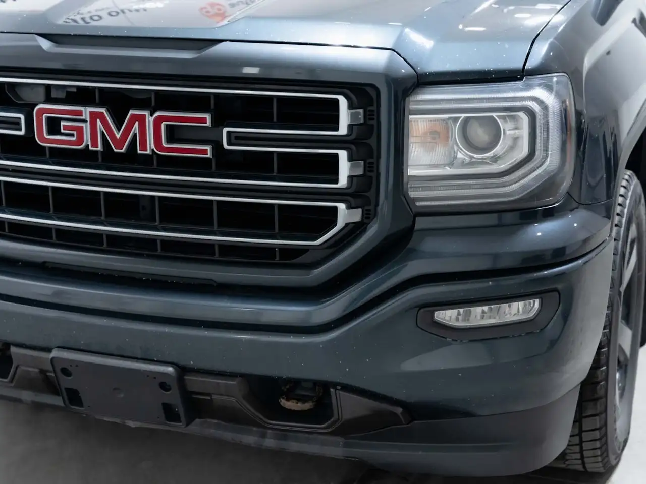 GMC Sierra 1500 снимка GMC Sierra 1500