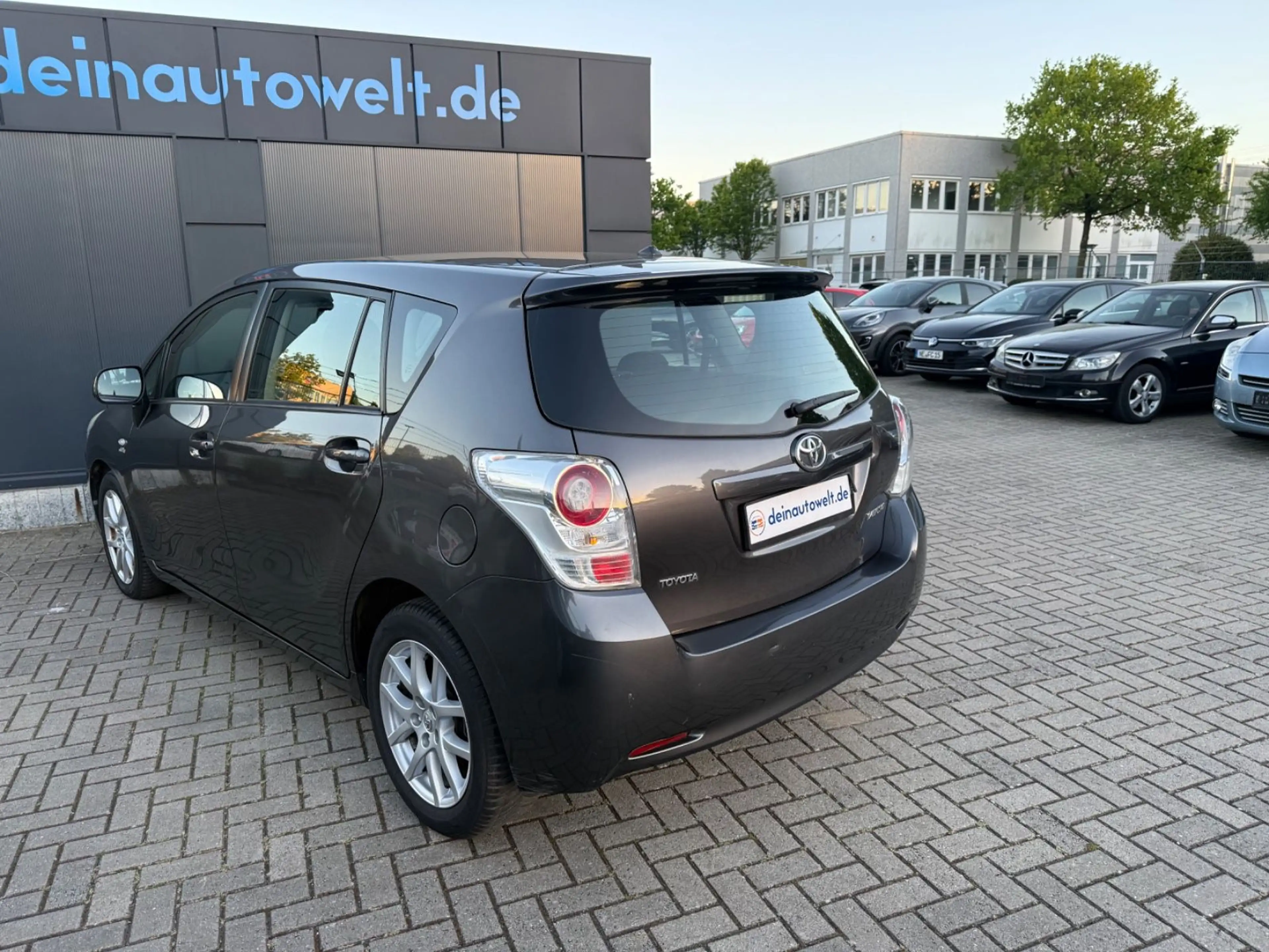 Toyota Verso *Automatik — photo 6