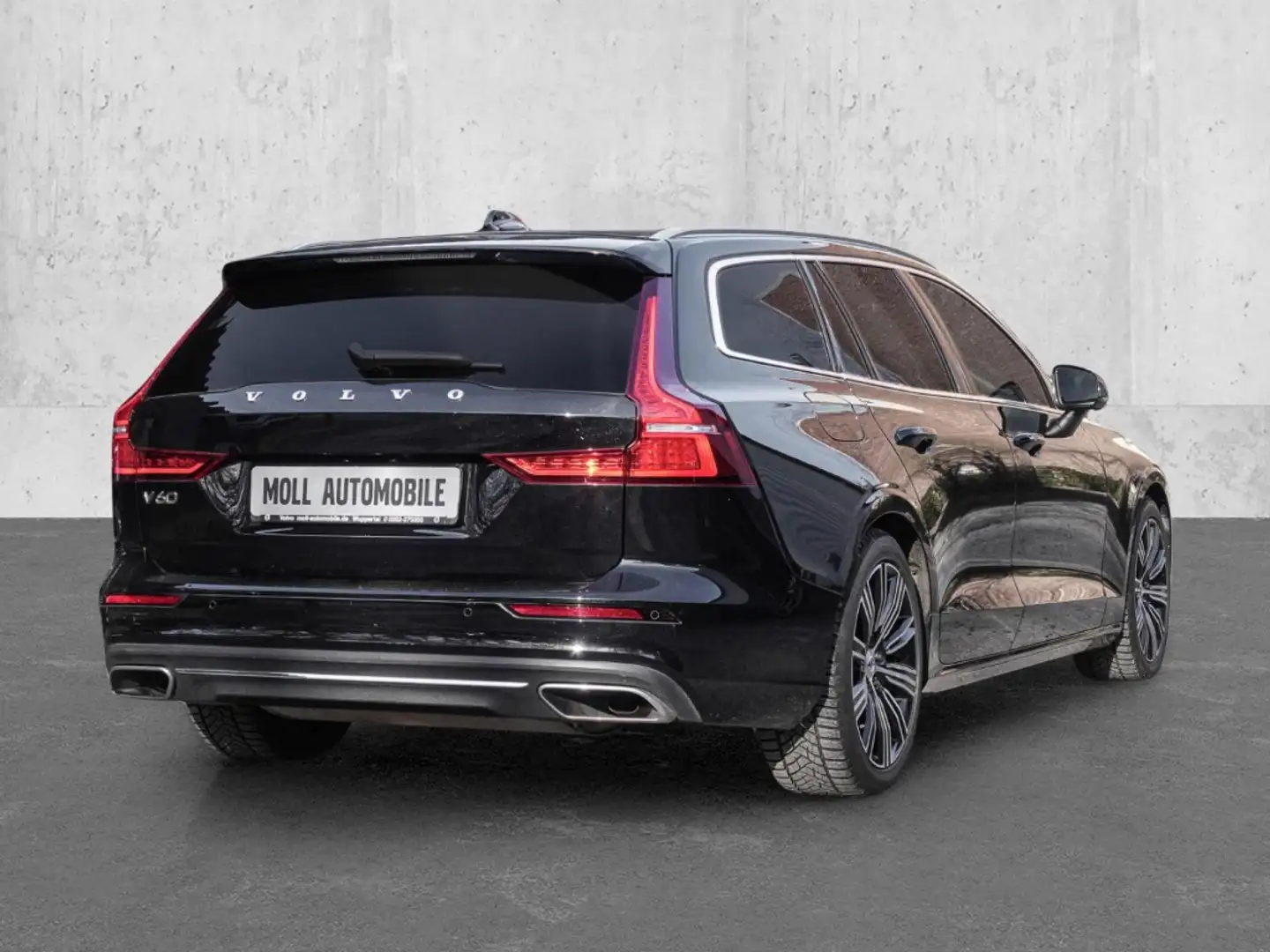Volvo V60 Kombi Inscription Recharge Plug-In Hybrid AWD T6 T Schwarz - 2