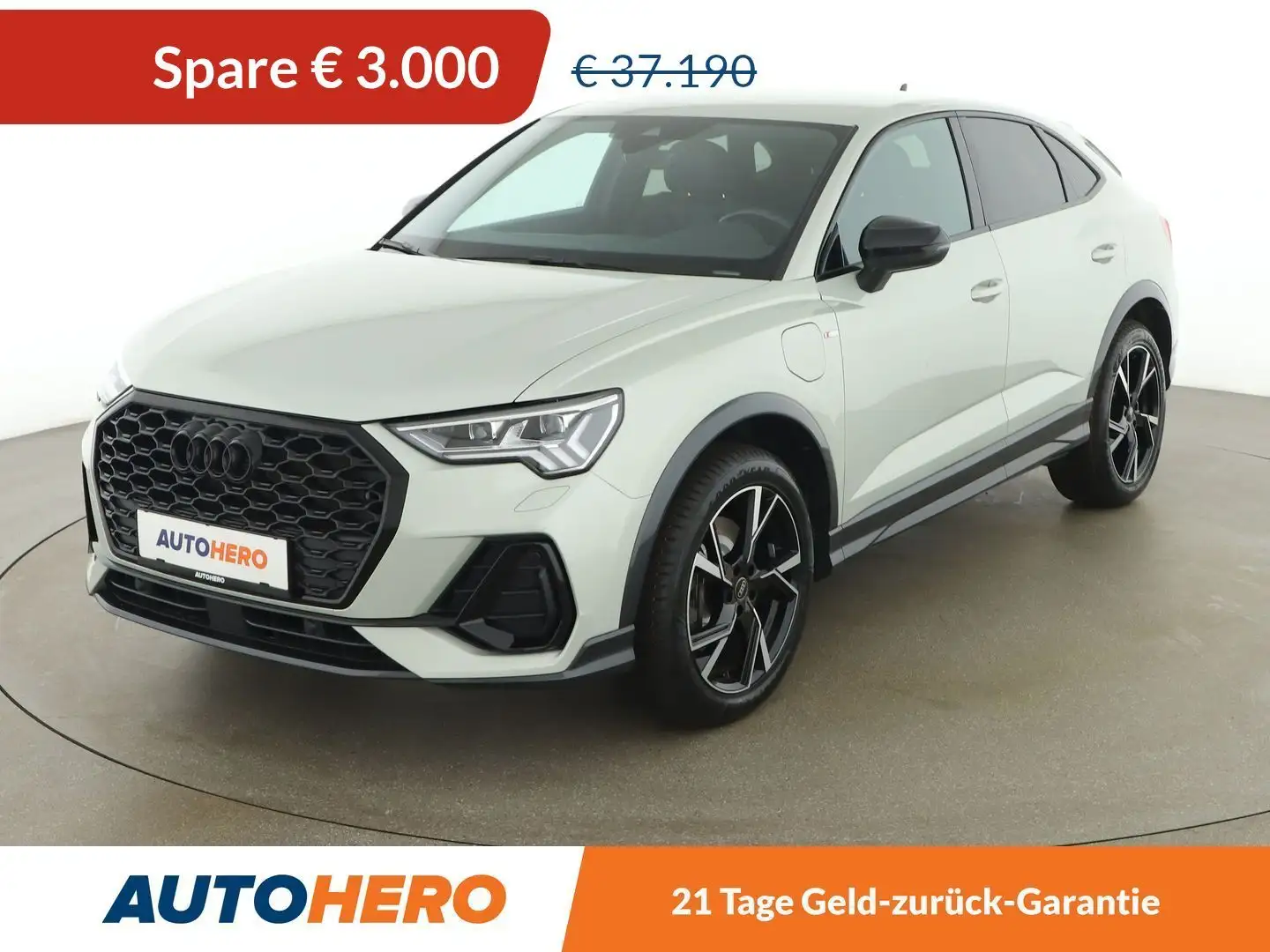 Audi Q3 45 TFSIe S line Grau - 1