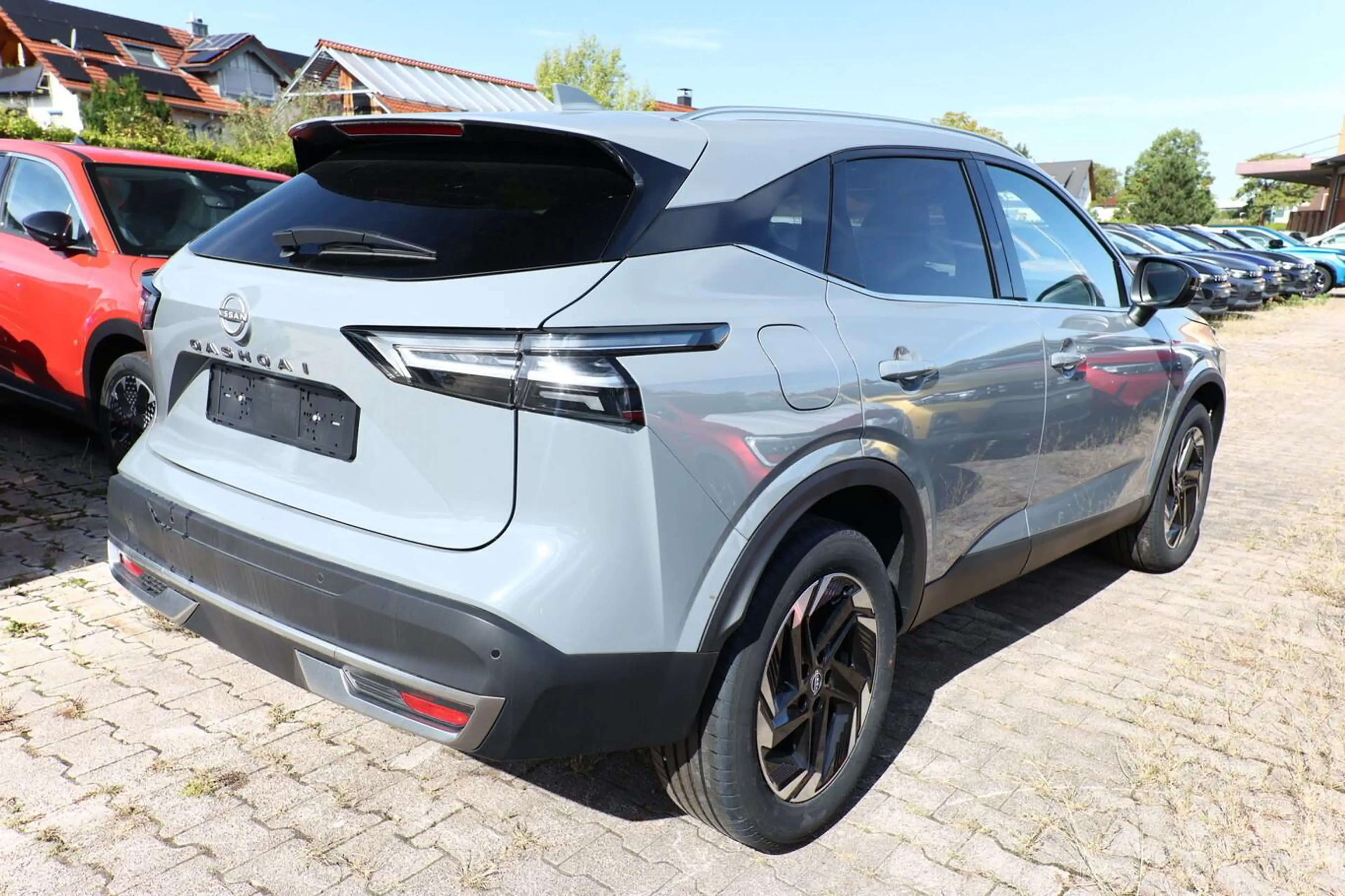 Nissan Qashqai AT N-Connecta Nav SHZ PrivG LED ACC LHZ 116 kW ... — photo 3