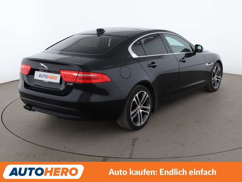 Jaguar XE 20d Prestige Aut.*NAV*TEMPO*CAM*PDC*SHZ*ALU* — photo 6