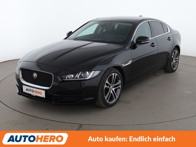 Jaguar XE 20d Prestige Aut.*NAV*TEMPO*CAM*PDC*SHZ*ALU*