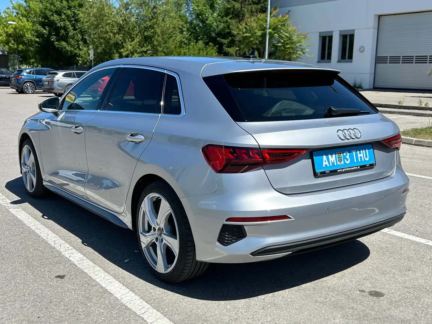 Audi A3 2.0 TDI *Garantie*, Pickerl NEU Grau - 2