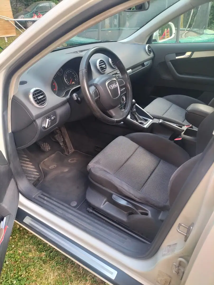Audi A3 A3 II 2008 Sportback Sportback 1.6 tdi Ambition Bianco - 1