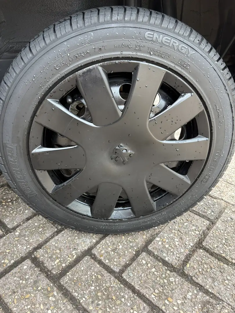 Peugeot 107 1.0-12V Black & Sil. Zwart - 2
