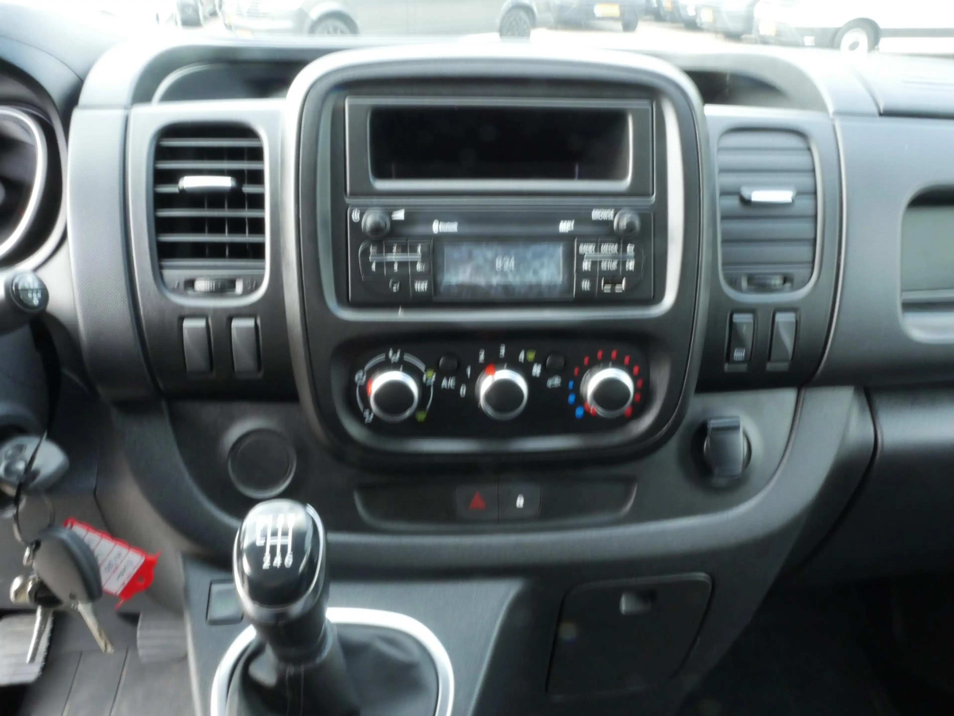 Nissan NV300 2.0 dCi 120PK L1H1 Airco Imperiaal Trekhaak — photo 15