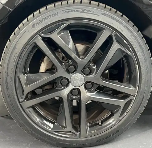 Peugeot 308 view 26
