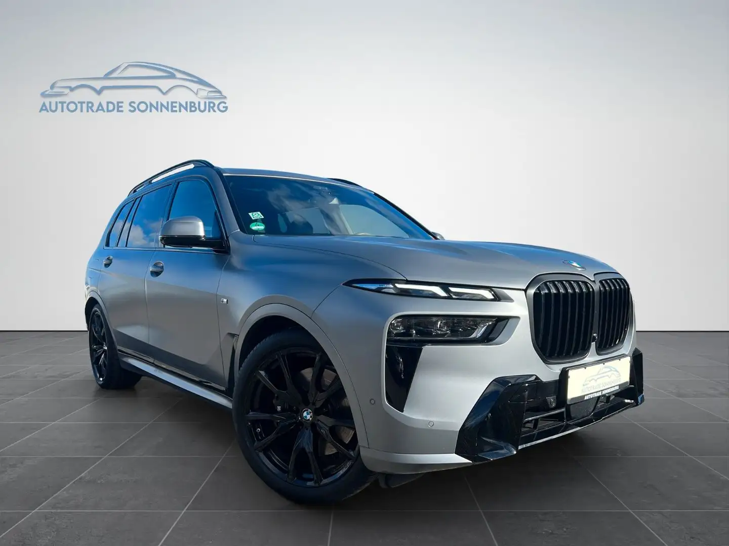 BMW X7 xDrive 40 d M Sport/CARBON/SKYLOUNGE/AHK Gris - 1