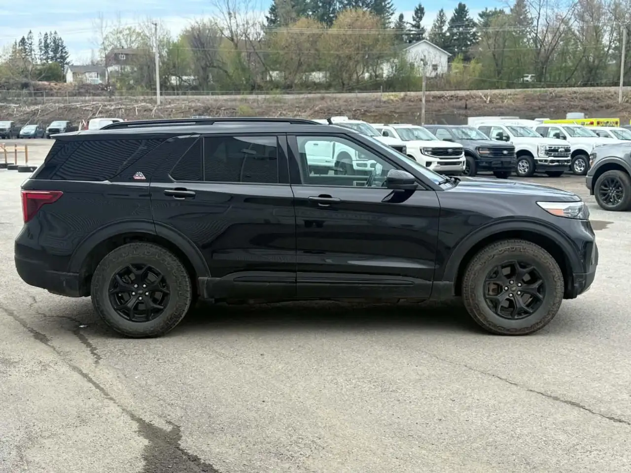 Ford Explorer снимка Ford Explorer