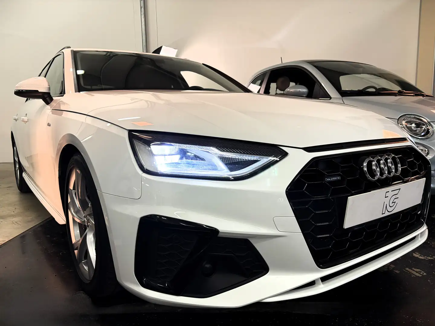 Audi A4 Avant 40 2.0TDI quattro-mhev 204cv s-tronic Blanco - 1